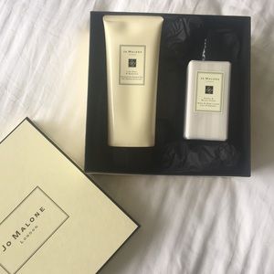Jo Malone LONDON shower gel and body lotion